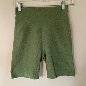 Beyond Yoga Bike Short Size M